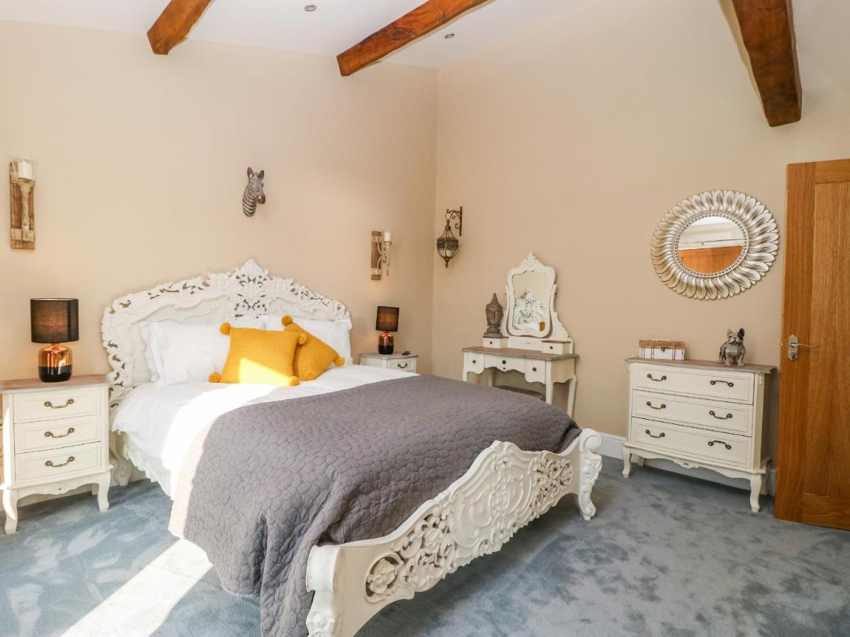 Snave Cottage สกิปตัน ภายนอก รูปภาพ